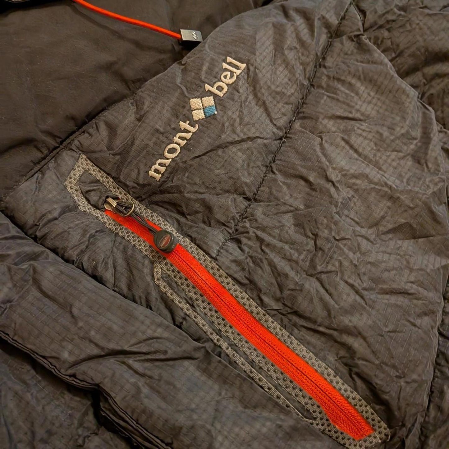 Montbell Puffer Jacket (L)