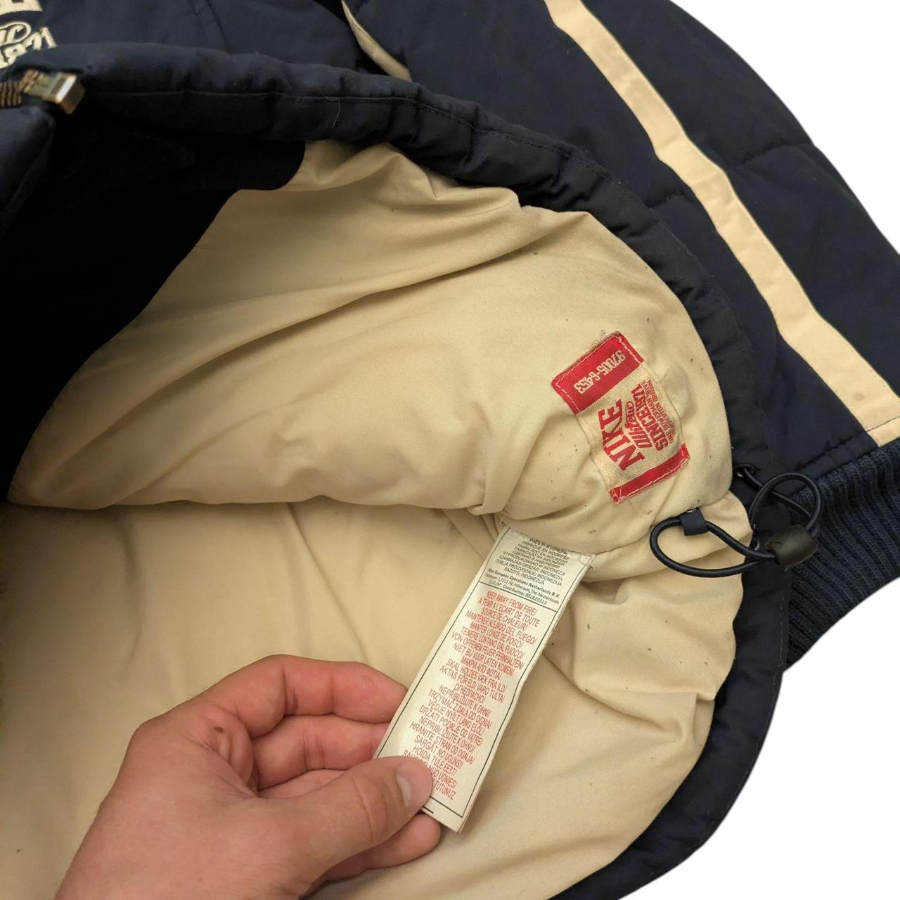 Nike Puffer Jacket (M)