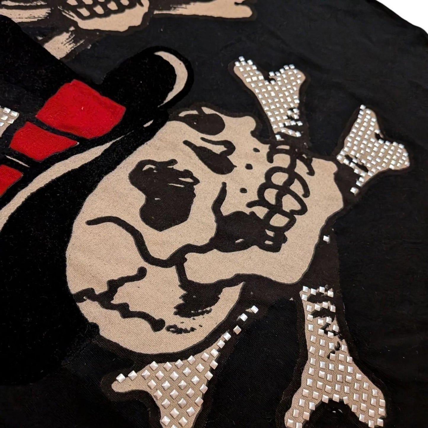 Ed Hardy T Shirt (L)