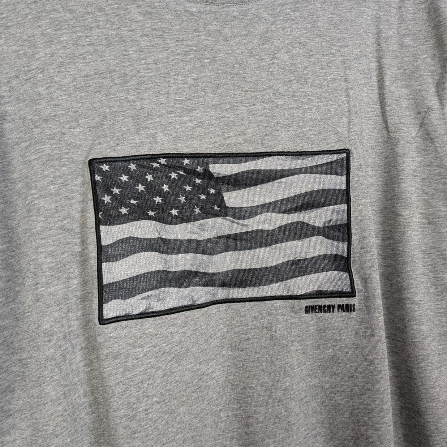 Givenchy USA T Shirt (L)