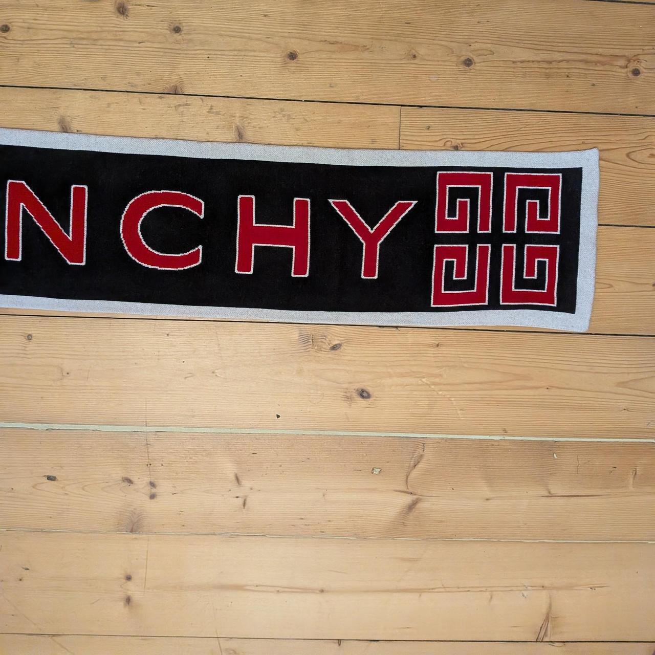 Givenchy Scarf (OS)