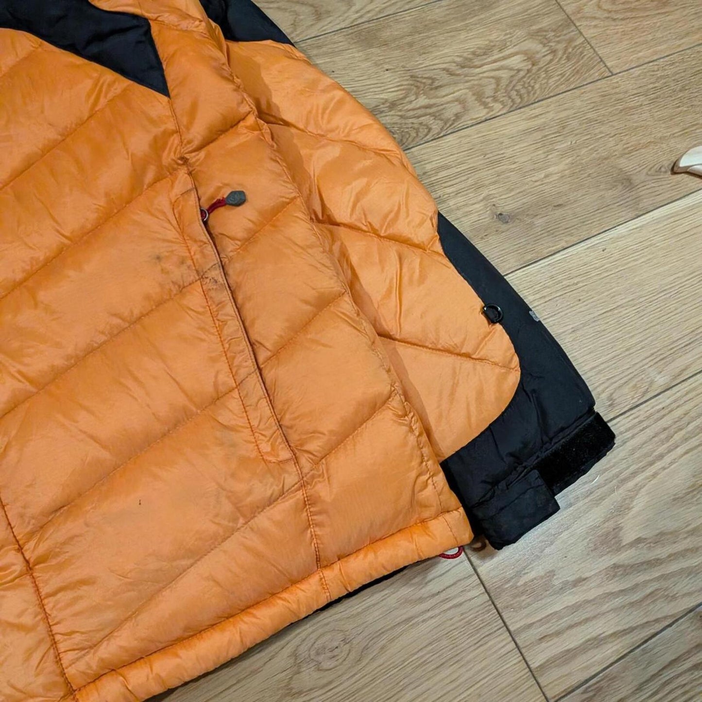 The North Face Puffer Jacket (M)