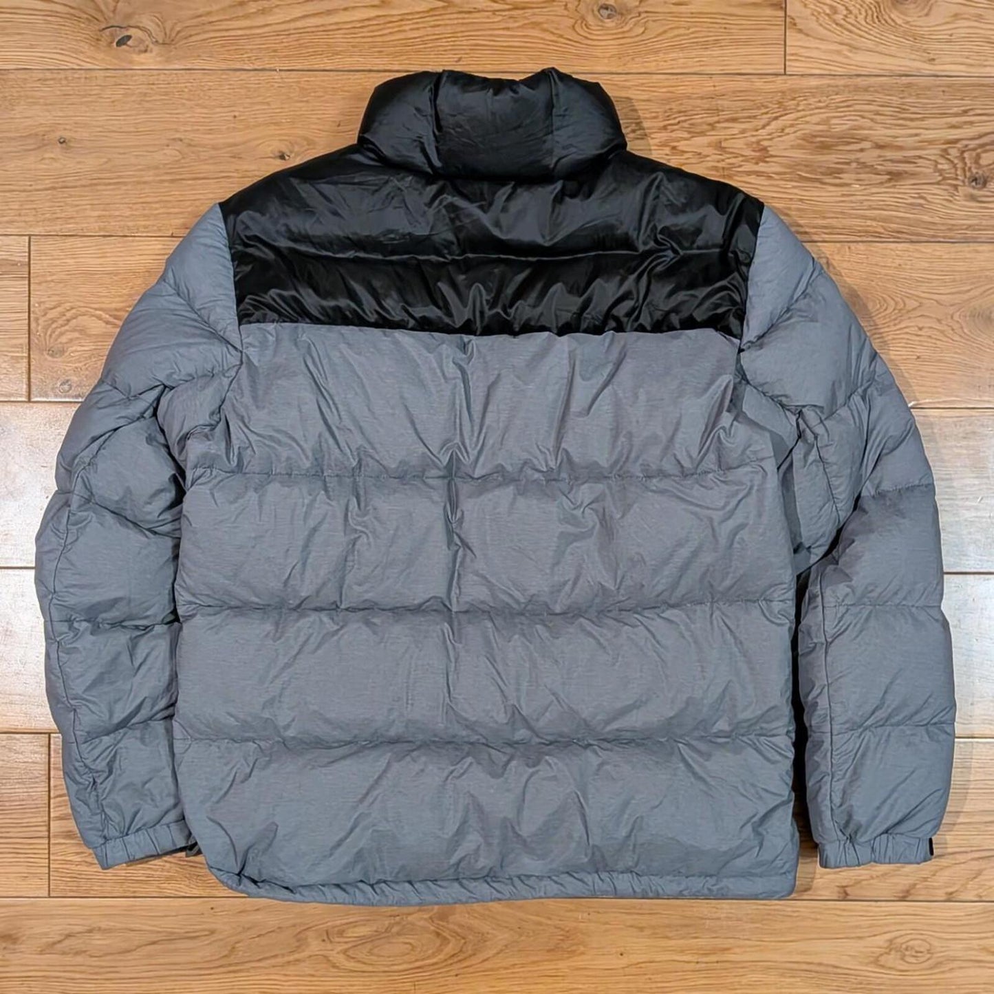 Montbell Puffer Jacket (L)