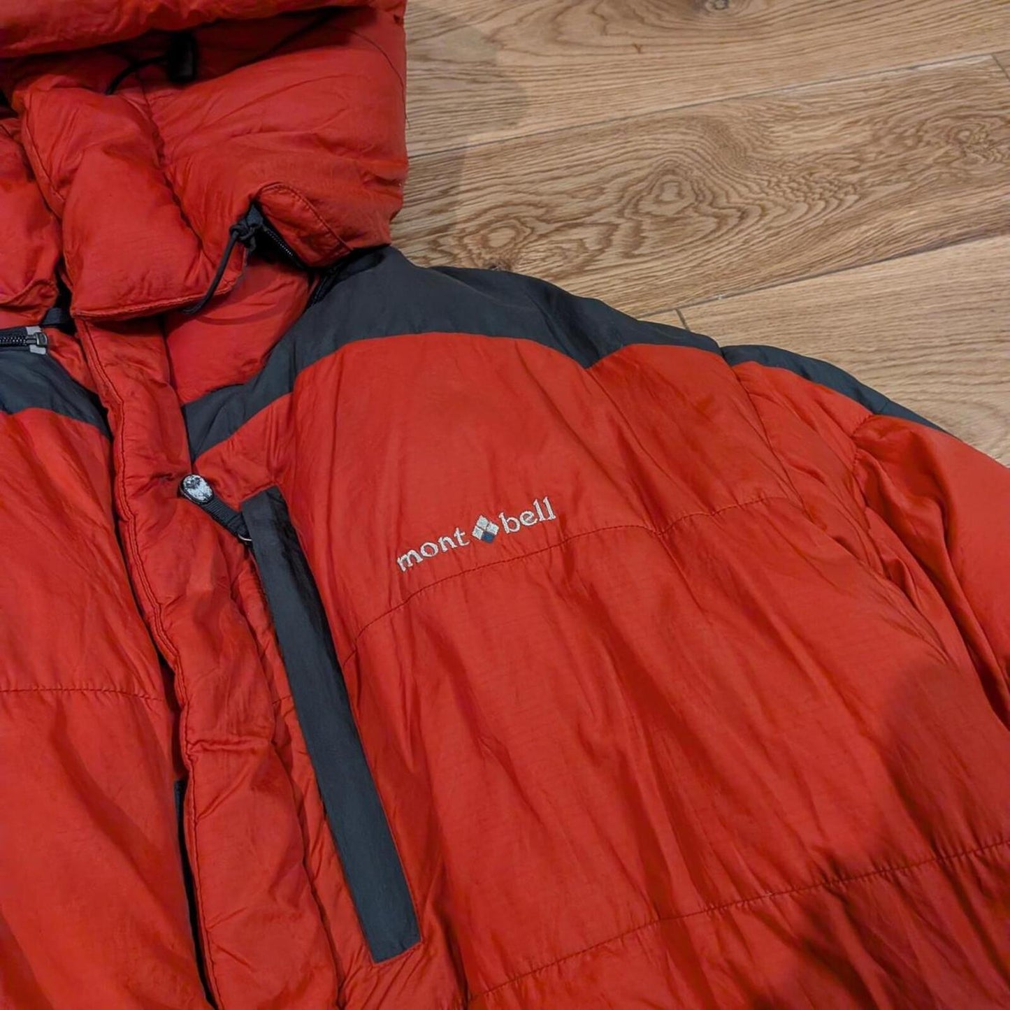 Montbell Puffer Jacket (L)