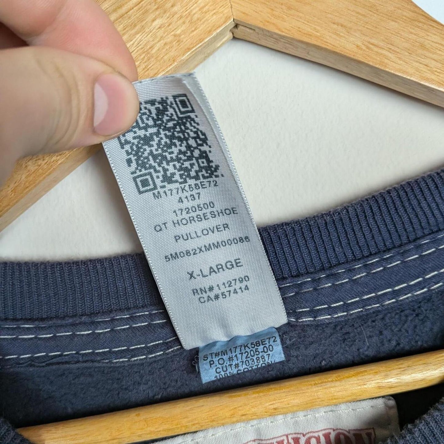 True Religion Sweater (XL)