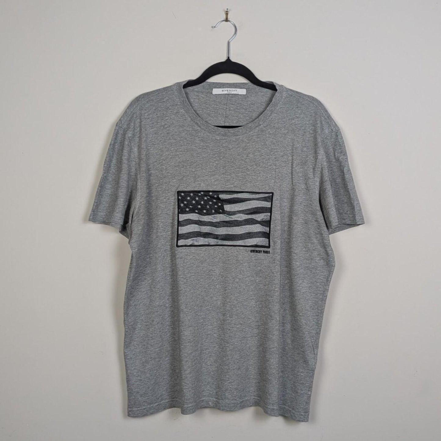Givenchy USA T Shirt (L)