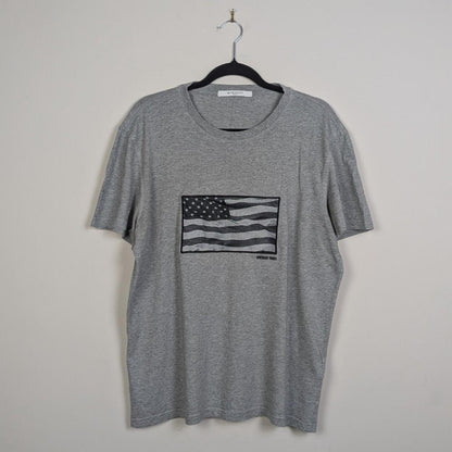 Givenchy USA T Shirt (L)