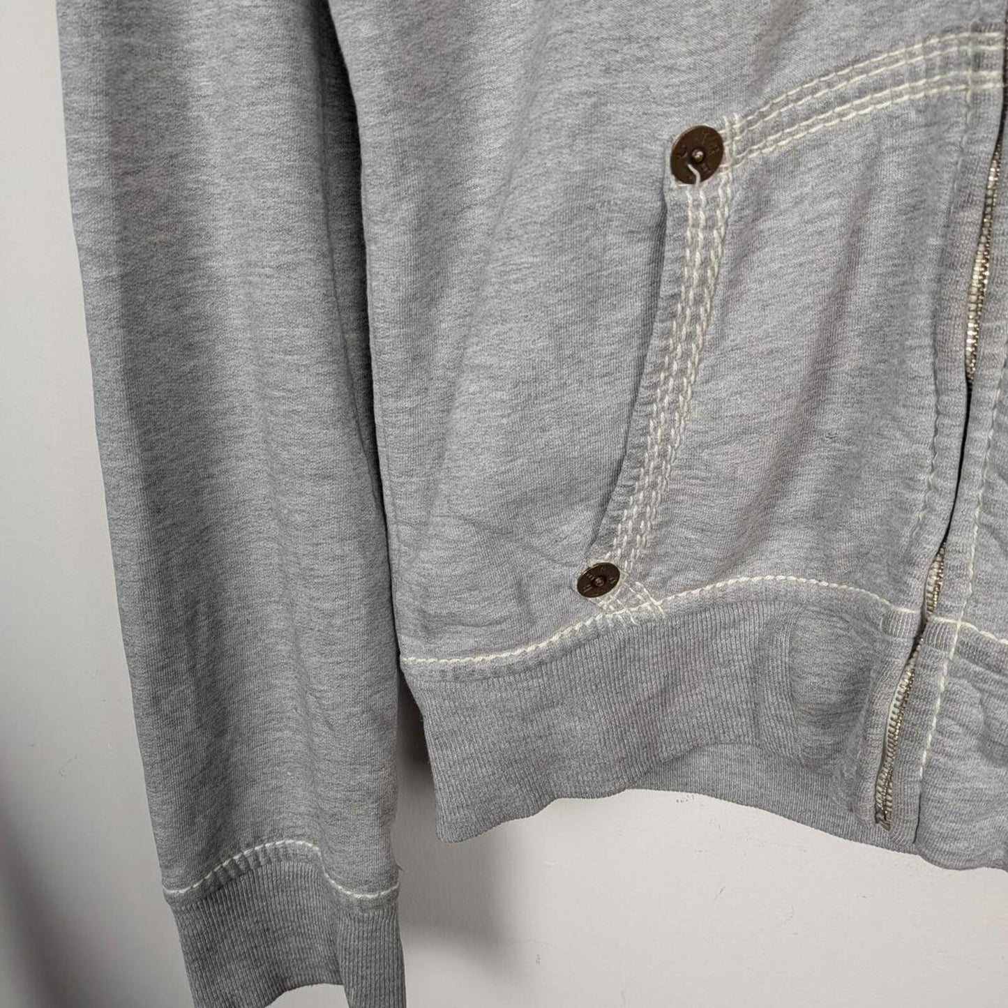 True Religion Big T Hoodie (S)