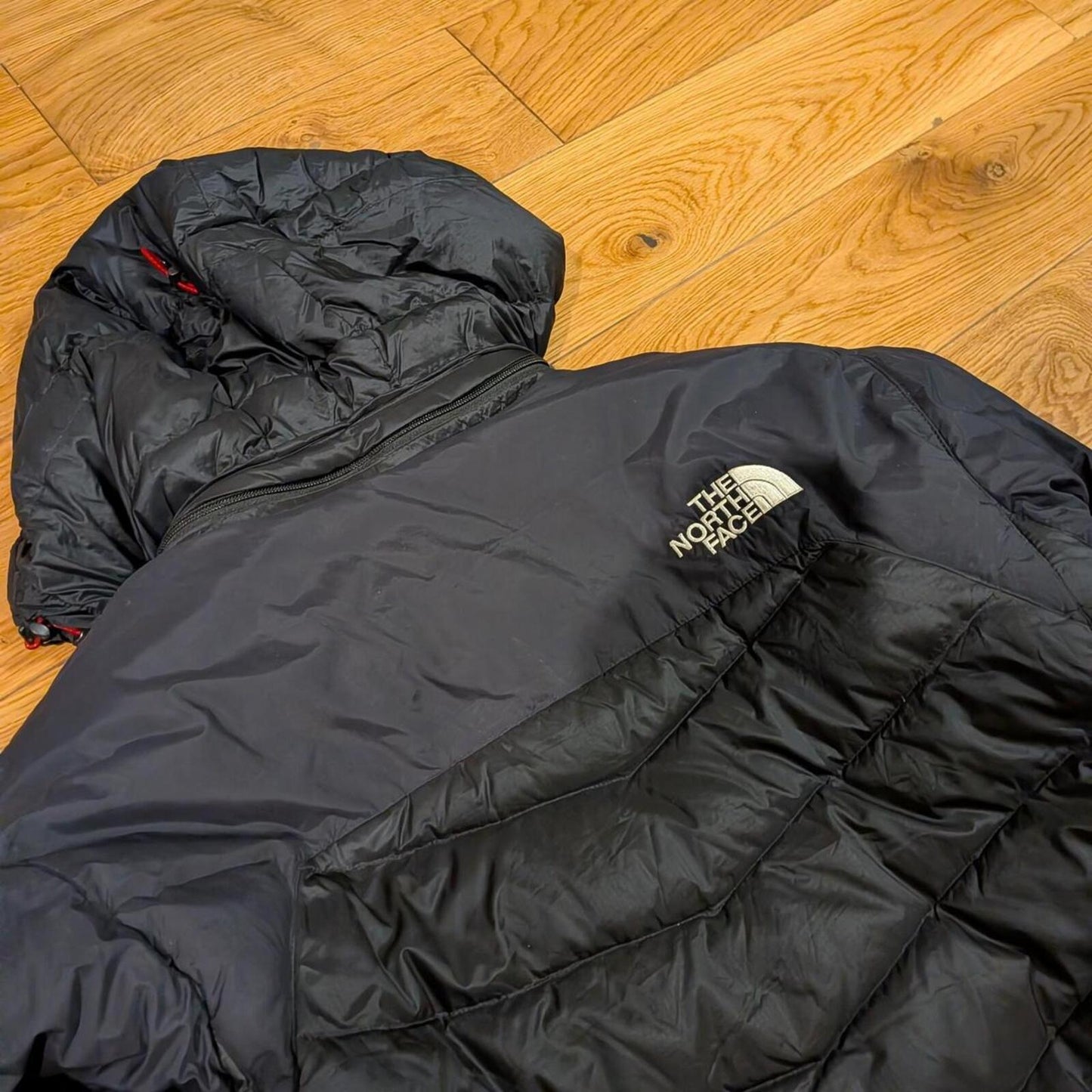 The North Face Puffer Jacket (M)