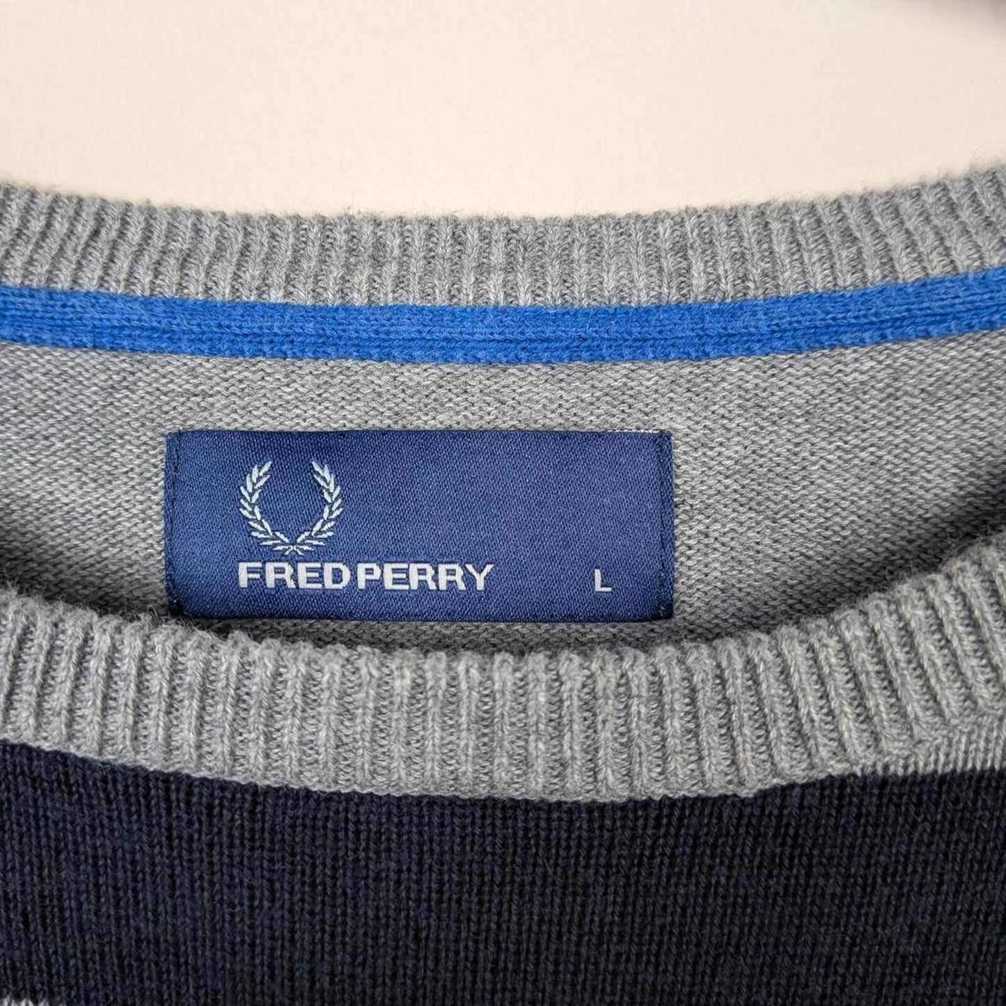 Fred Perry Sweater (L)