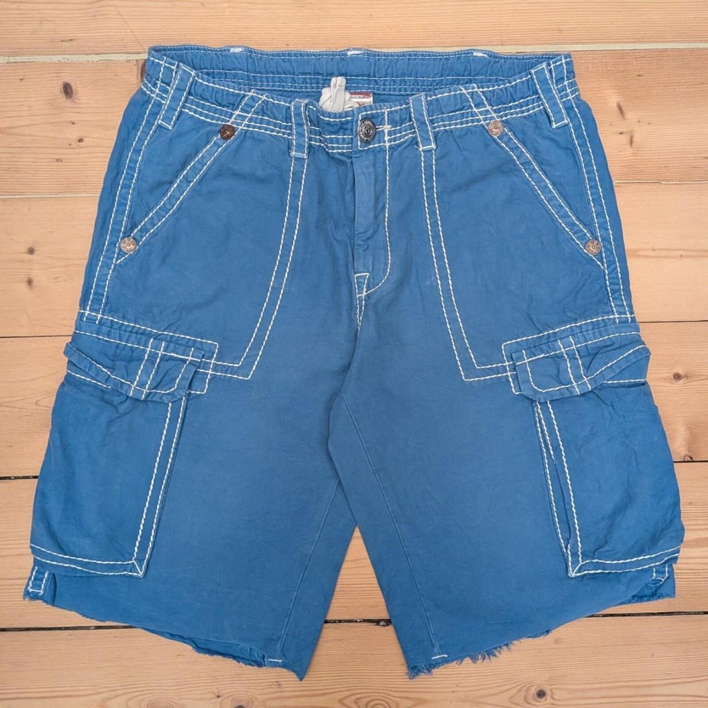 True Religion Cut-Off Shorts (36)