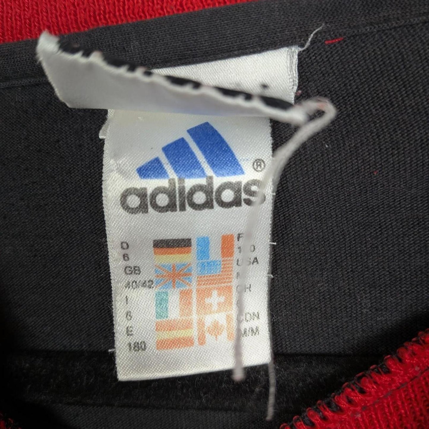 Adidas T Shirt (M)